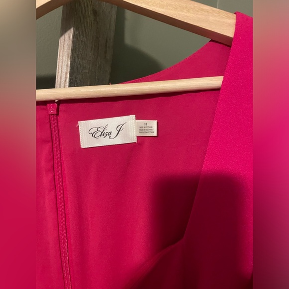 Eliza J Puff Sleeve Square Neck Dress - NWOT - Picture 2 of 6